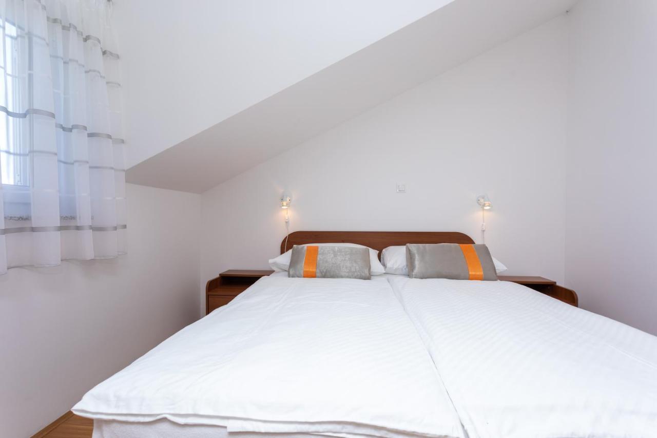 Apartments Crnekovic Jasna Baška Zewnętrze zdjęcie